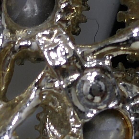 Vintage BSK Gold Aurora Borealis Rhinestone Floral Brooch 1950s Signed B.S.K. - Picture 6 of 9